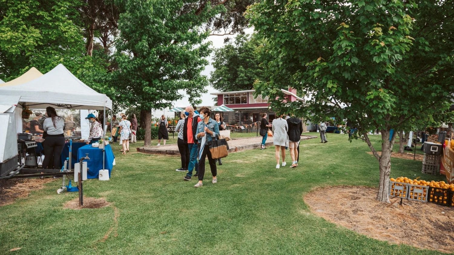 Shop for local produce at Yarra Valley Farmers’ Market: Shopping at Yarra Valley Farmers’ Market.